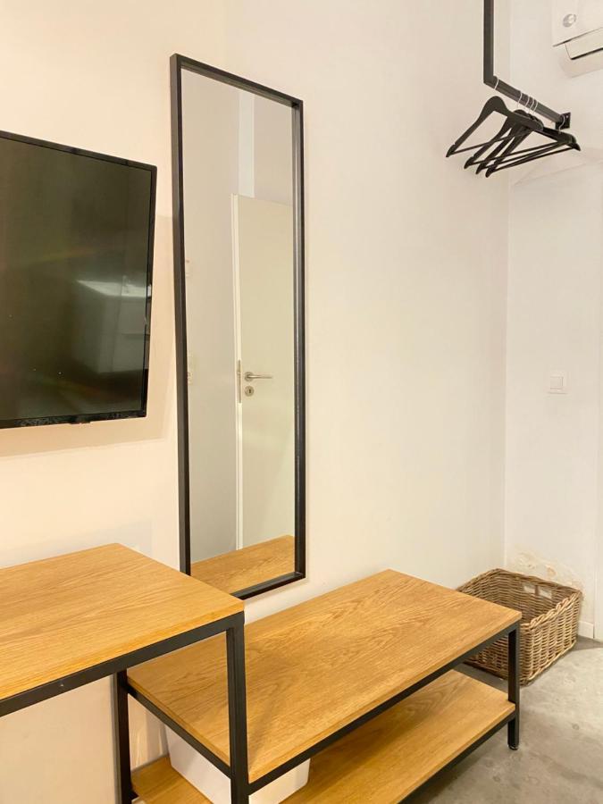 Plaka Downtown 2 Bedroom Basement Athens Exterior photo